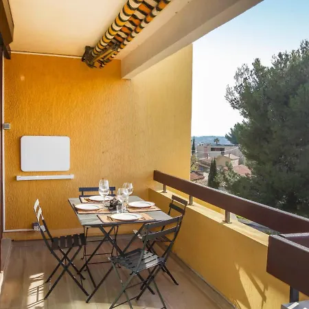 Apartment Les Jardins De By Interhome Bandol